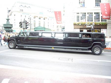 Limousin Hummer